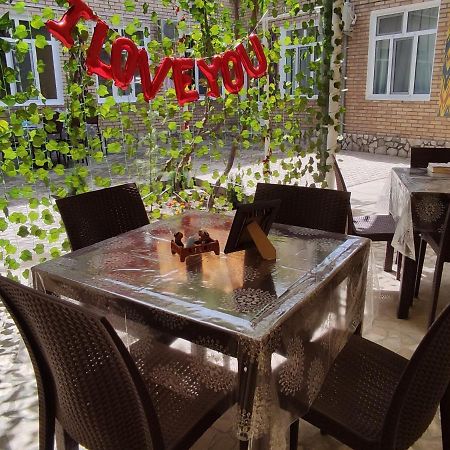 Old Street Guesthouse Bukhara Bagian luar foto