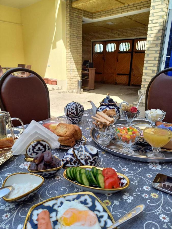 Old Street Guesthouse Bukhara Bagian luar foto