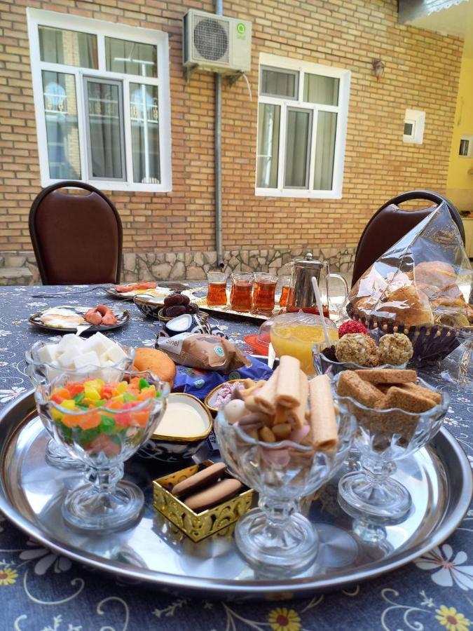 Old Street Guesthouse Bukhara Bagian luar foto