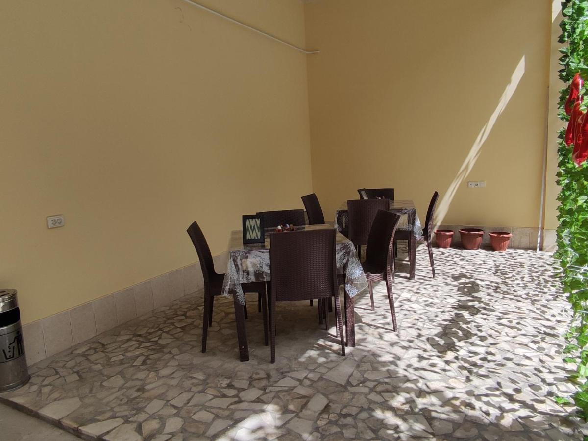 Old Street Guesthouse Bukhara Bagian luar foto
