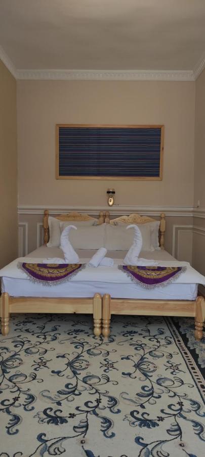 Old Street Guesthouse Bukhara Bagian luar foto